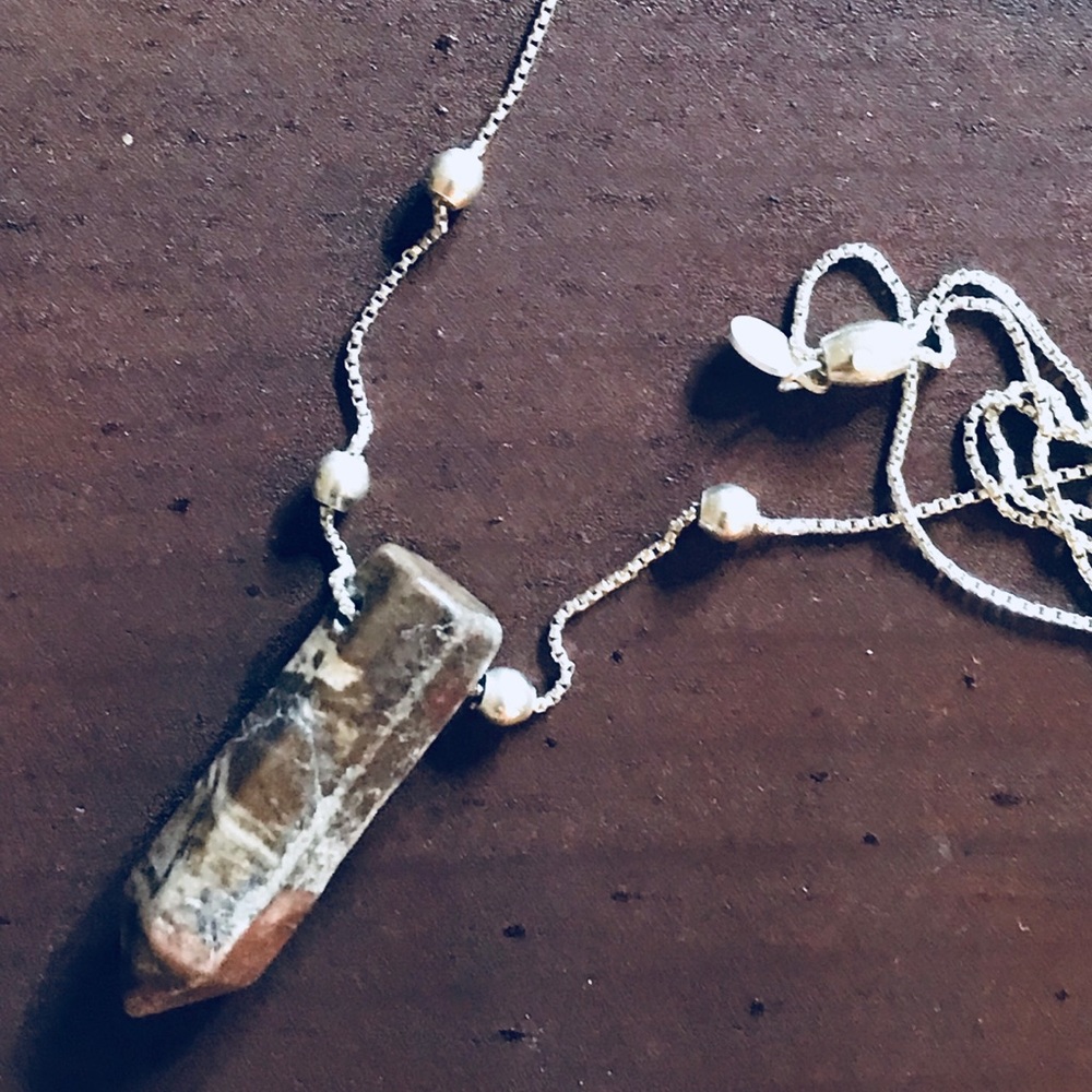 NWT🎈Alex and Ani Rhodonite Gemstone 925 Necklace